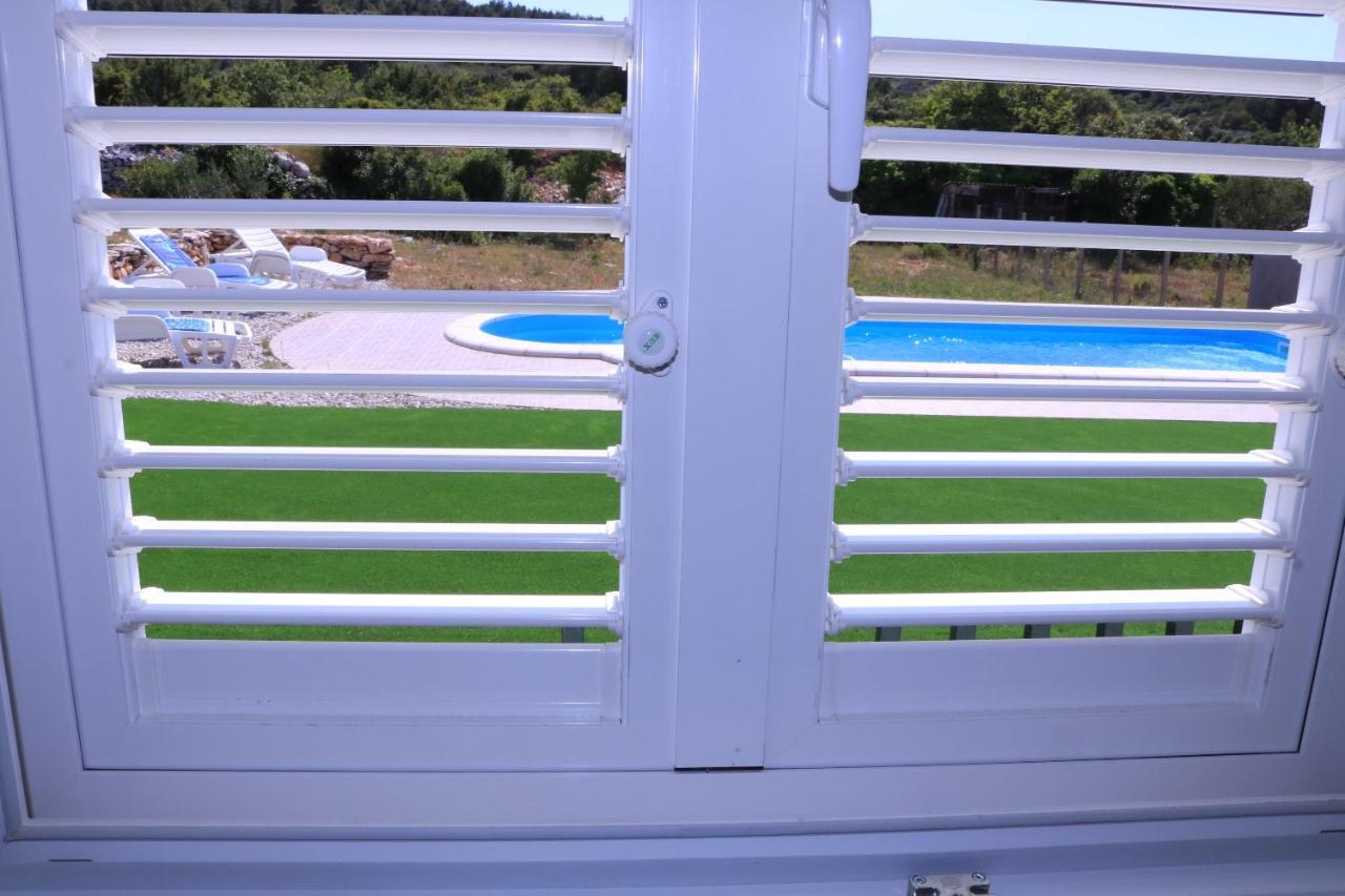 Nane Garden House With Heated Pool Villa Mirce Exterior foto