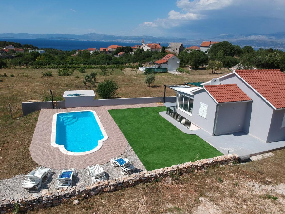 Nane Garden House With Heated Pool Villa Mirce Exterior foto